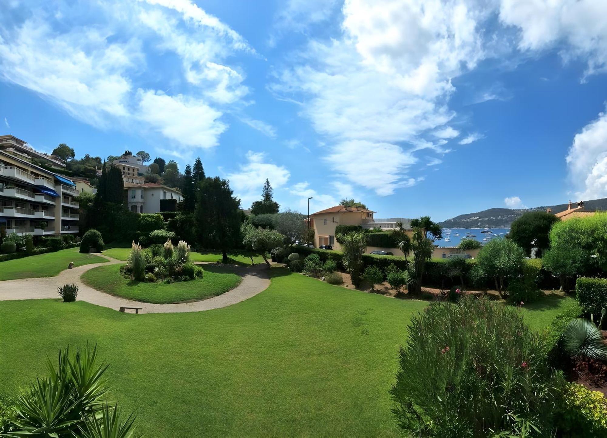 La De Saint-jean-cap-ferrat, Vue Et Acces Appartement Saint-Jean-Cap-Ferrat
